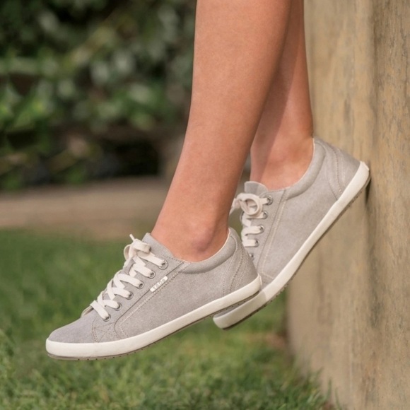 Taos Star Sneakers Grey Wash Canvas - Picture 1 of 9